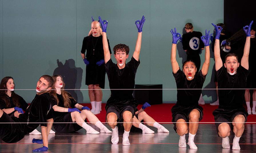 tournees_du_ballet_canine_jaunatre_3.jpg